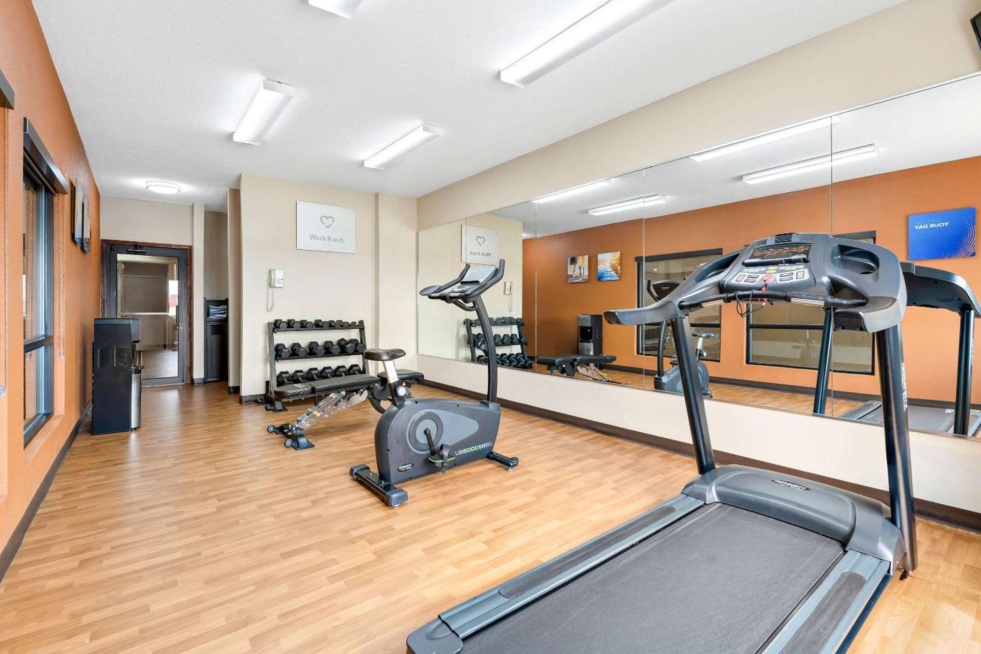 וורנר רובינס Comfort Suites Near Robins Air Force Base מראה חיצוני תמונה